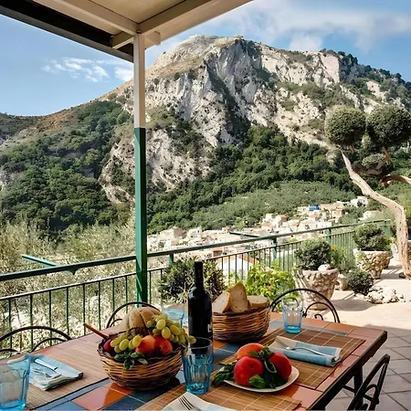 شقة Ulivello House Sea View ماسّا لوبْرينسِ