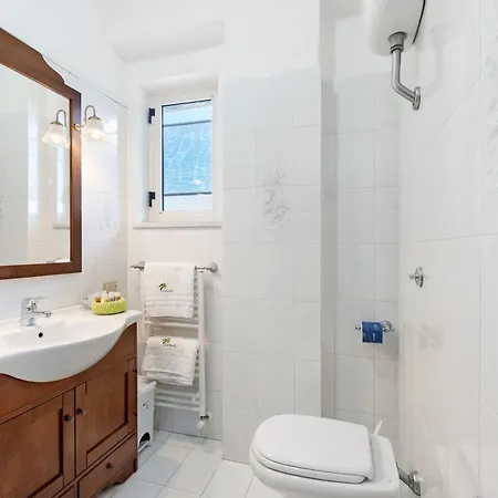 Ulivello House Sea View Apartment